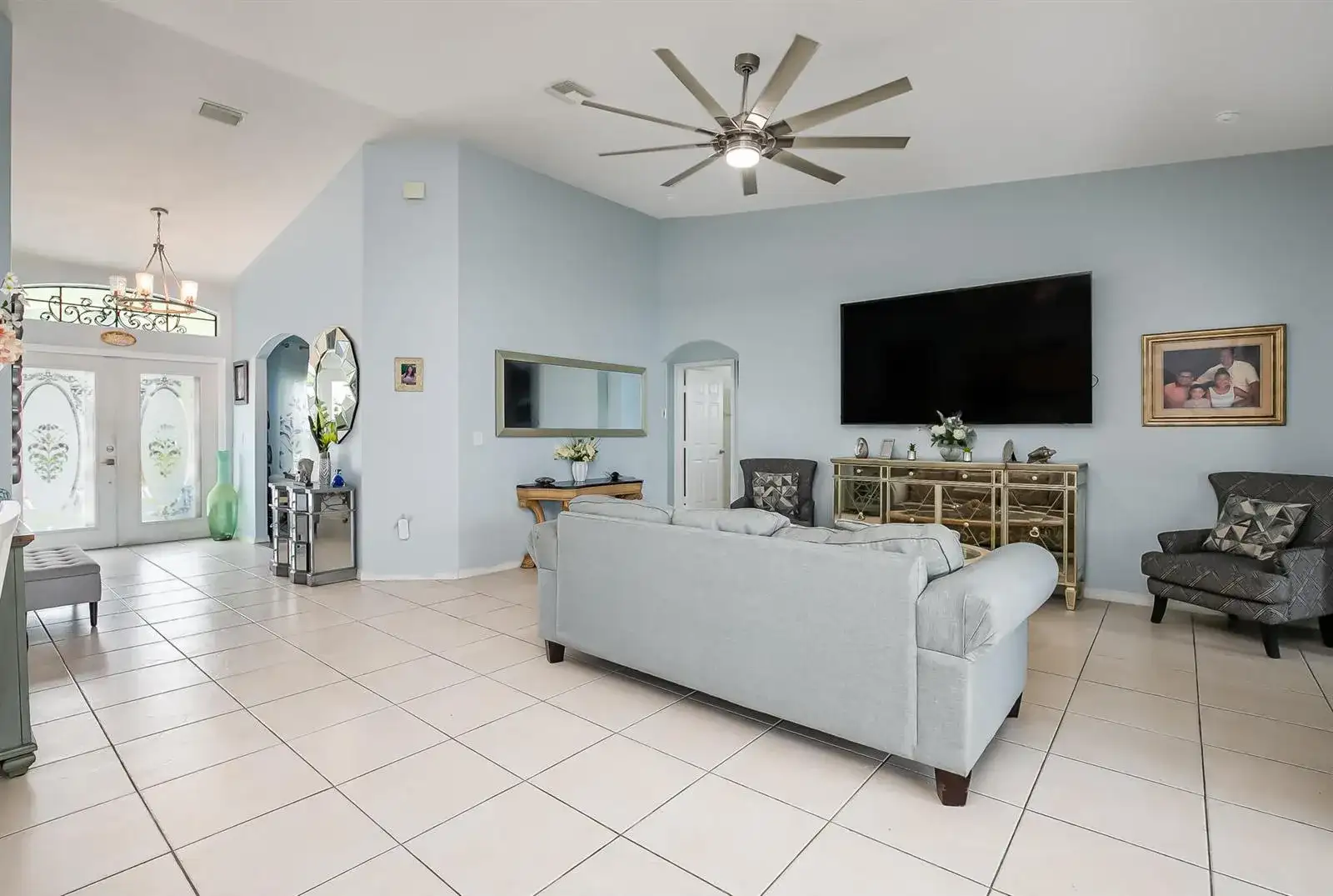 591 SE Chapman Avenue, Port St. Lucie FL 34984 photo 5