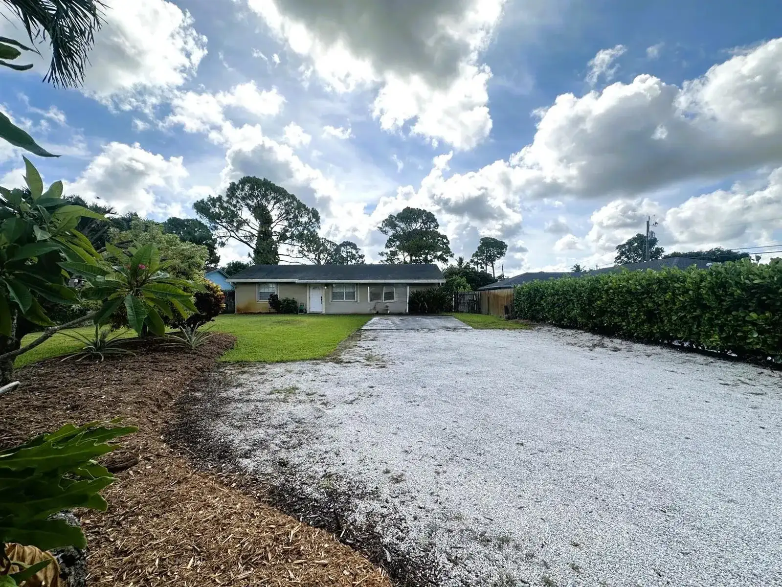 5586 3rd Road, Lake Worth FL 33467 photo 4