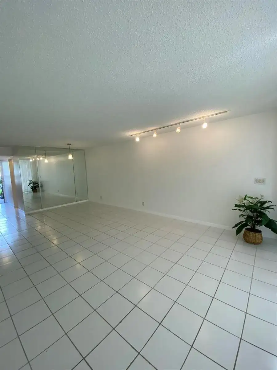 4110 Tivoli Court # 103, FL 33467 photo 3