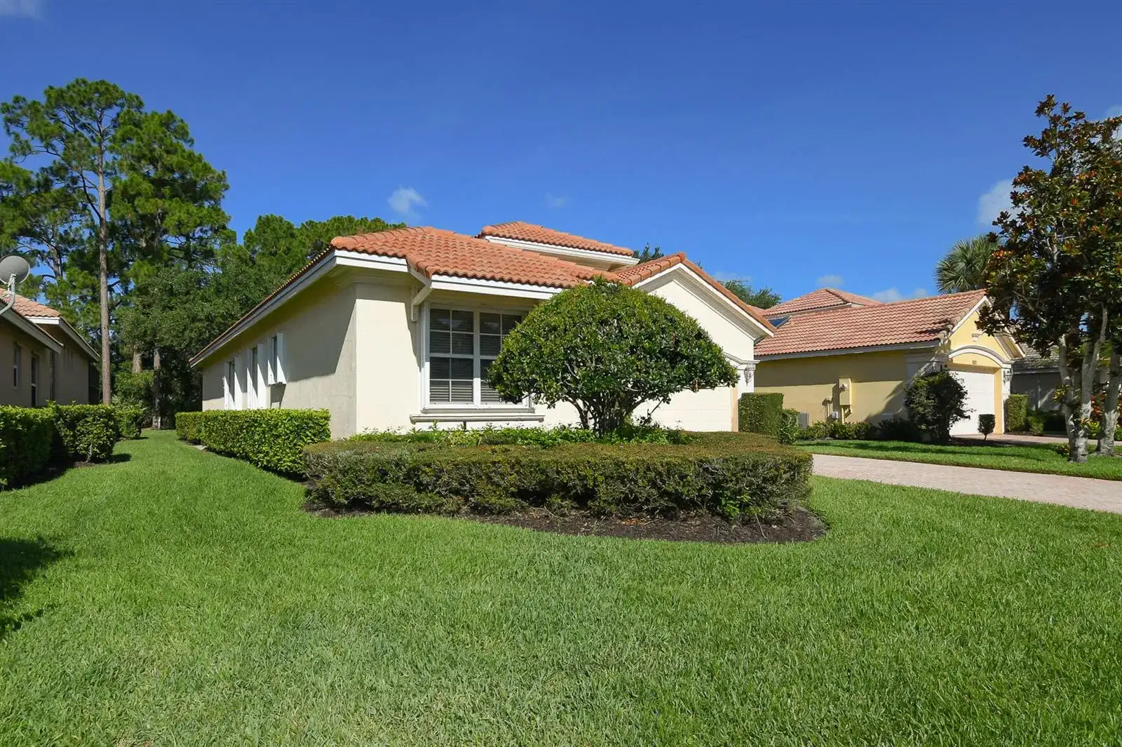 8825 Champions Way, Port St. Lucie FL 34986 photo 3
