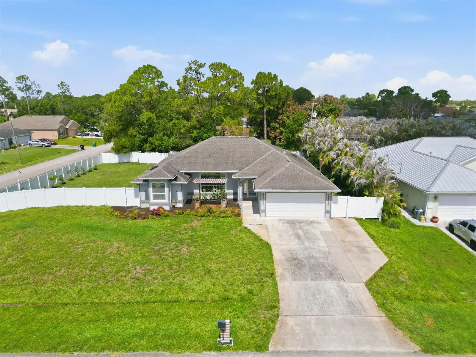 102 NW Peach Street, Port St. Lucie FL 34983 photo 2