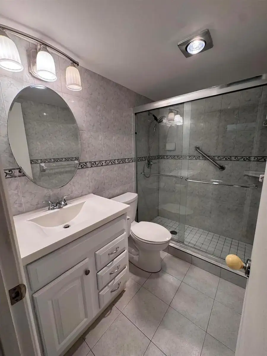 5660 SW 3rd Place # 105, Margate FL 33068 photo 2