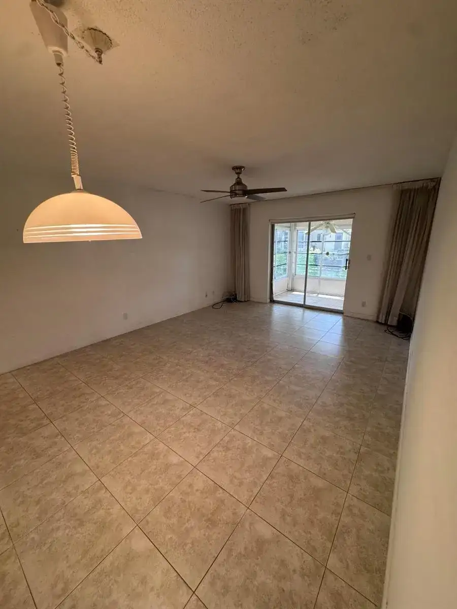 5660 SW 3rd Place # 105, Margate FL 33068 photo 3