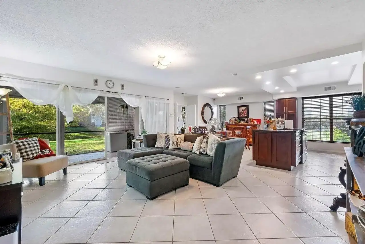 6237 Old Court Road # 104, Boca Raton FL 33433 photo 5