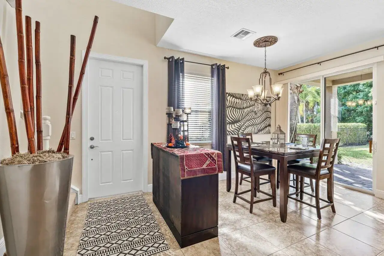 5009 Dulce Court, Palm Beach Gardens FL 33418 photo 4