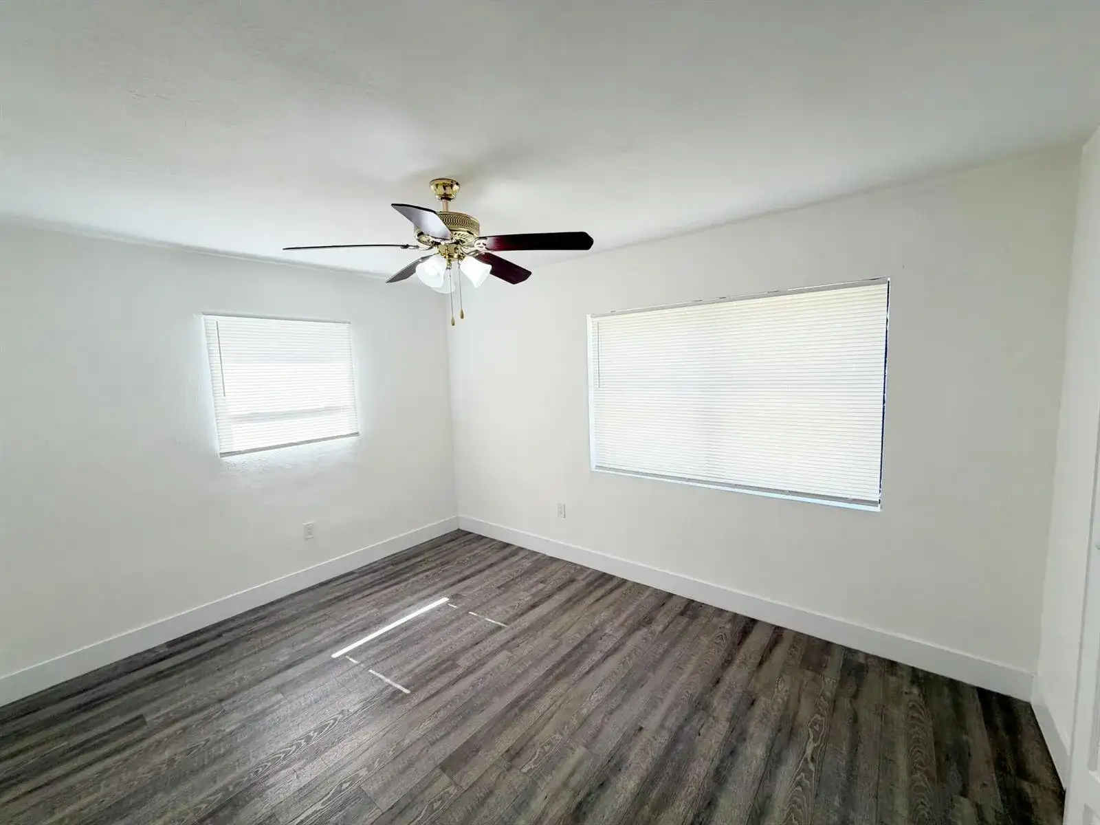 1135 NW 127th Street, North Miami FL 33168 photo 4