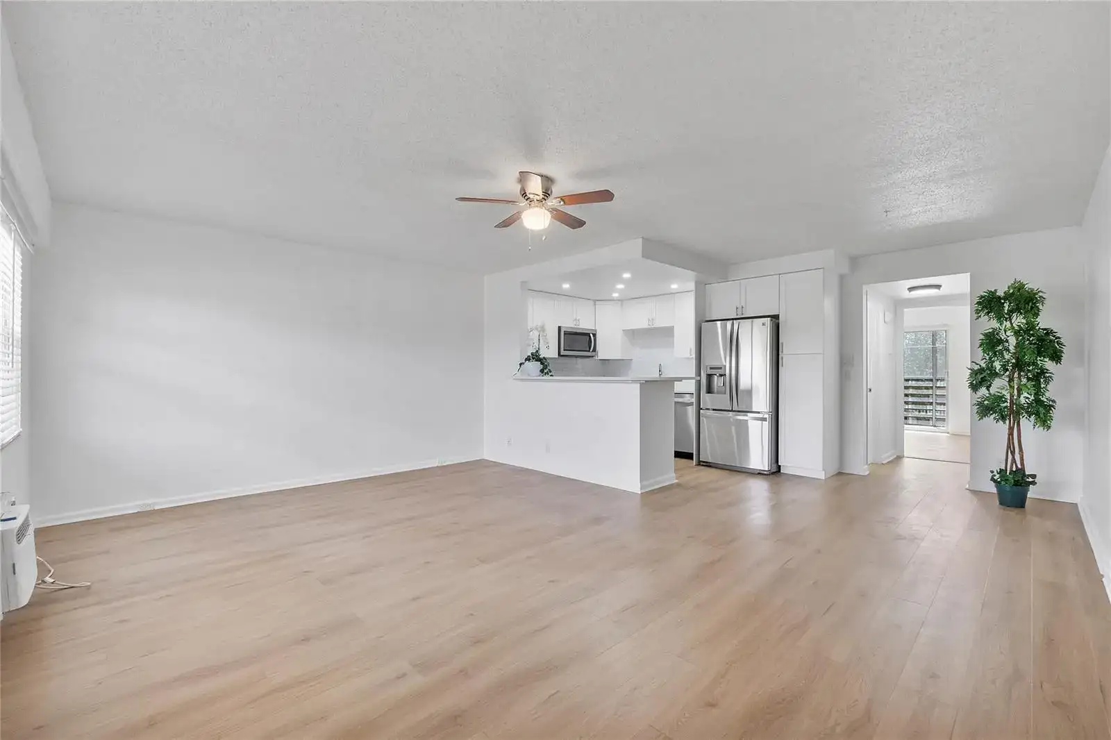 457 Mansfield # 457, Boca Raton FL 33434 photo 4