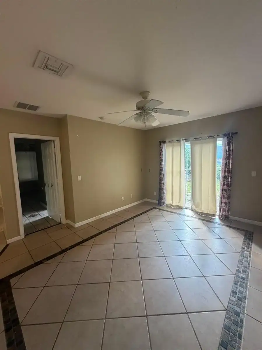 2109 Dock Street, West Palm Beach FL 33401 photo 4