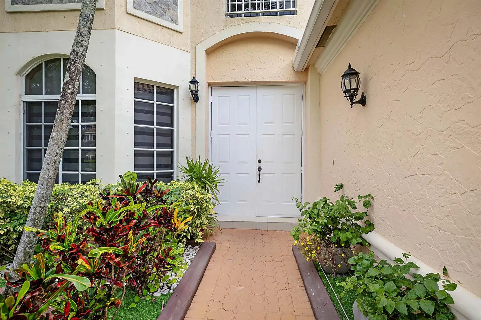 6401 SW 195th Avenue, Fort Lauderdale FL 33332 photo 3