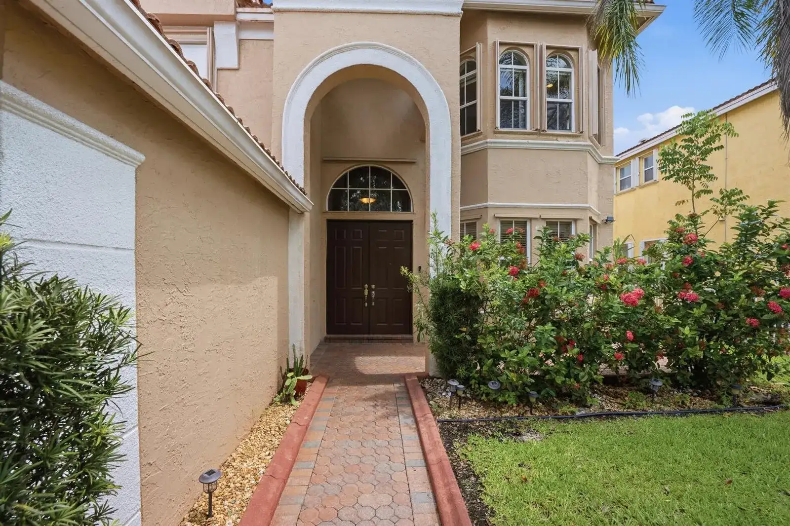 16918 SW 16th Street, Pembroke Pines FL 33027 photo 5