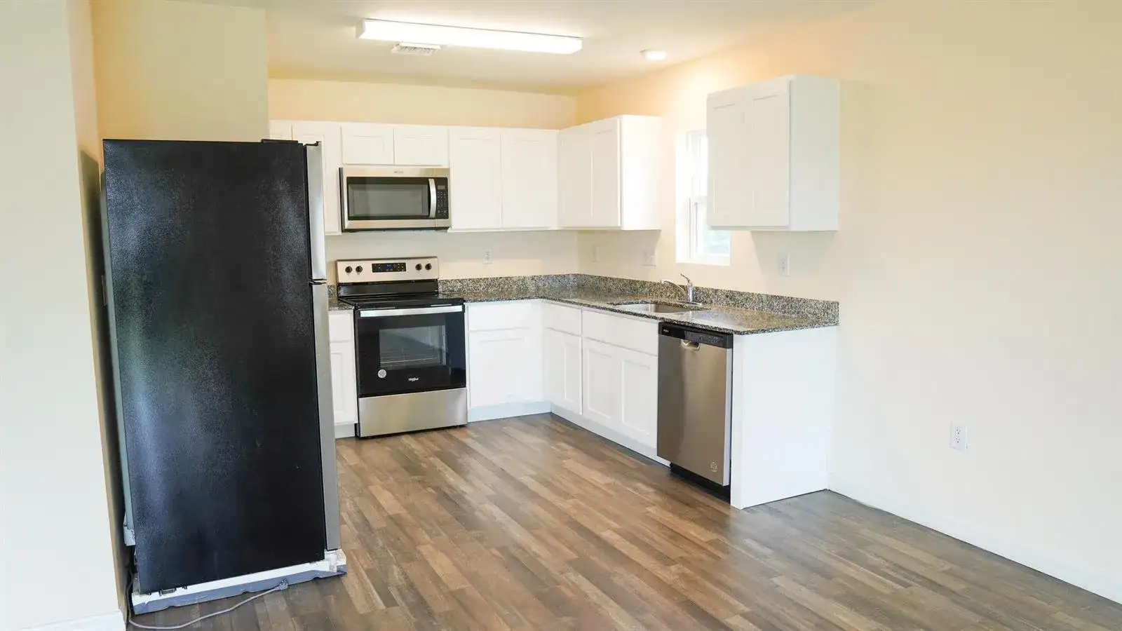 26 NE 12th Terrace, Cape Coral FL 33909 photo 5