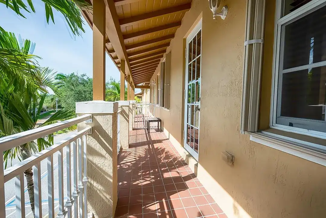 2502 NW 4th Street, Boynton Beach FL 33426 photo 5