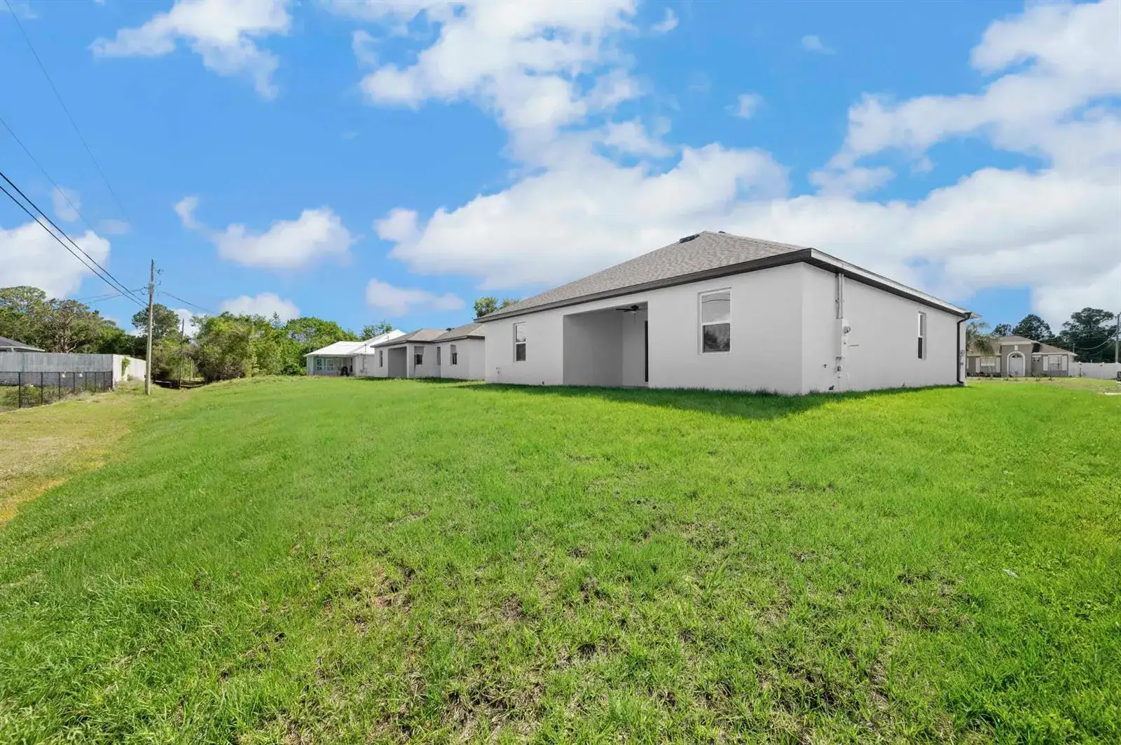 8225 95th Avenue, Vero Beach FL 32967 photo 5