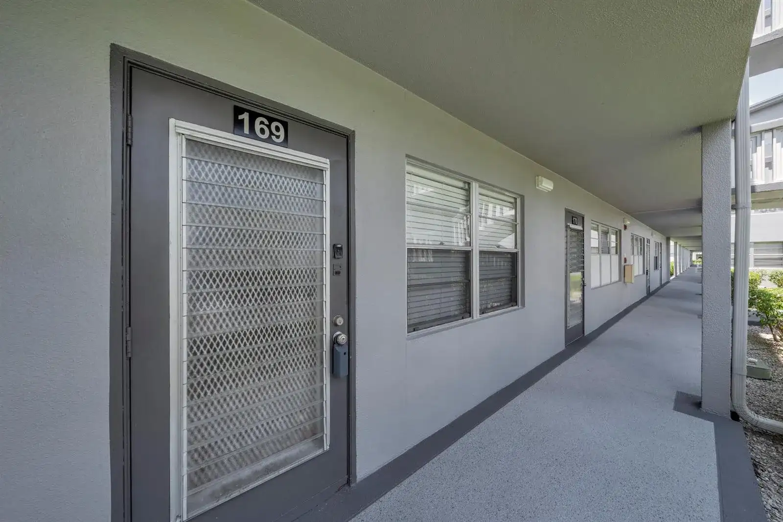 169 Suffolk E, Boca Raton FL 33434 photo 4