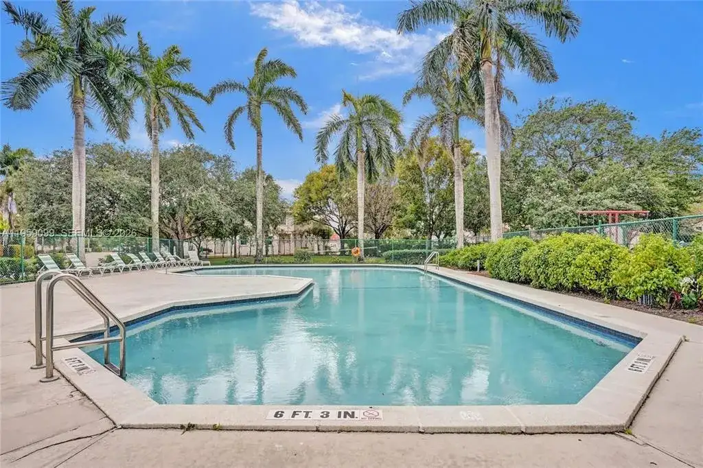 218 NW 75th Terrace, Plantation FL 33317 photo 4