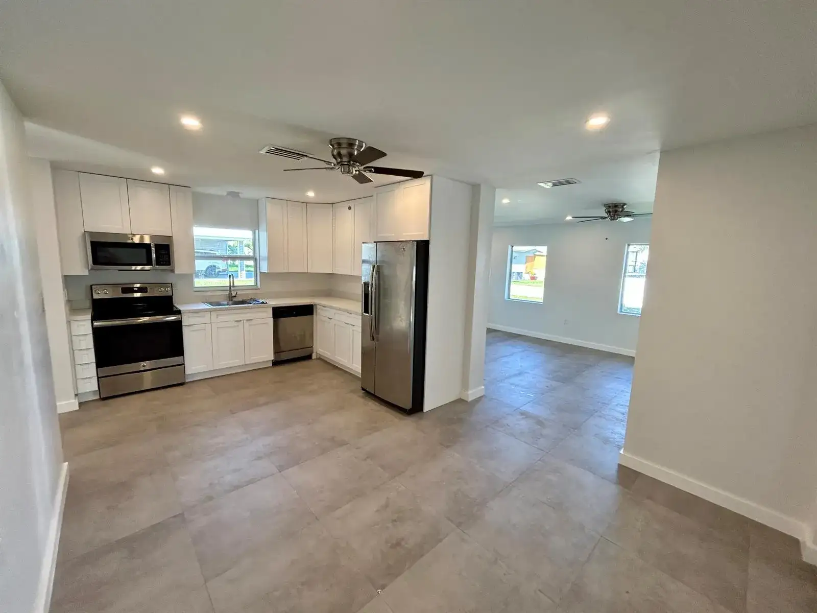 1134 6th Street, Okeechobee FL 34974 photo 2