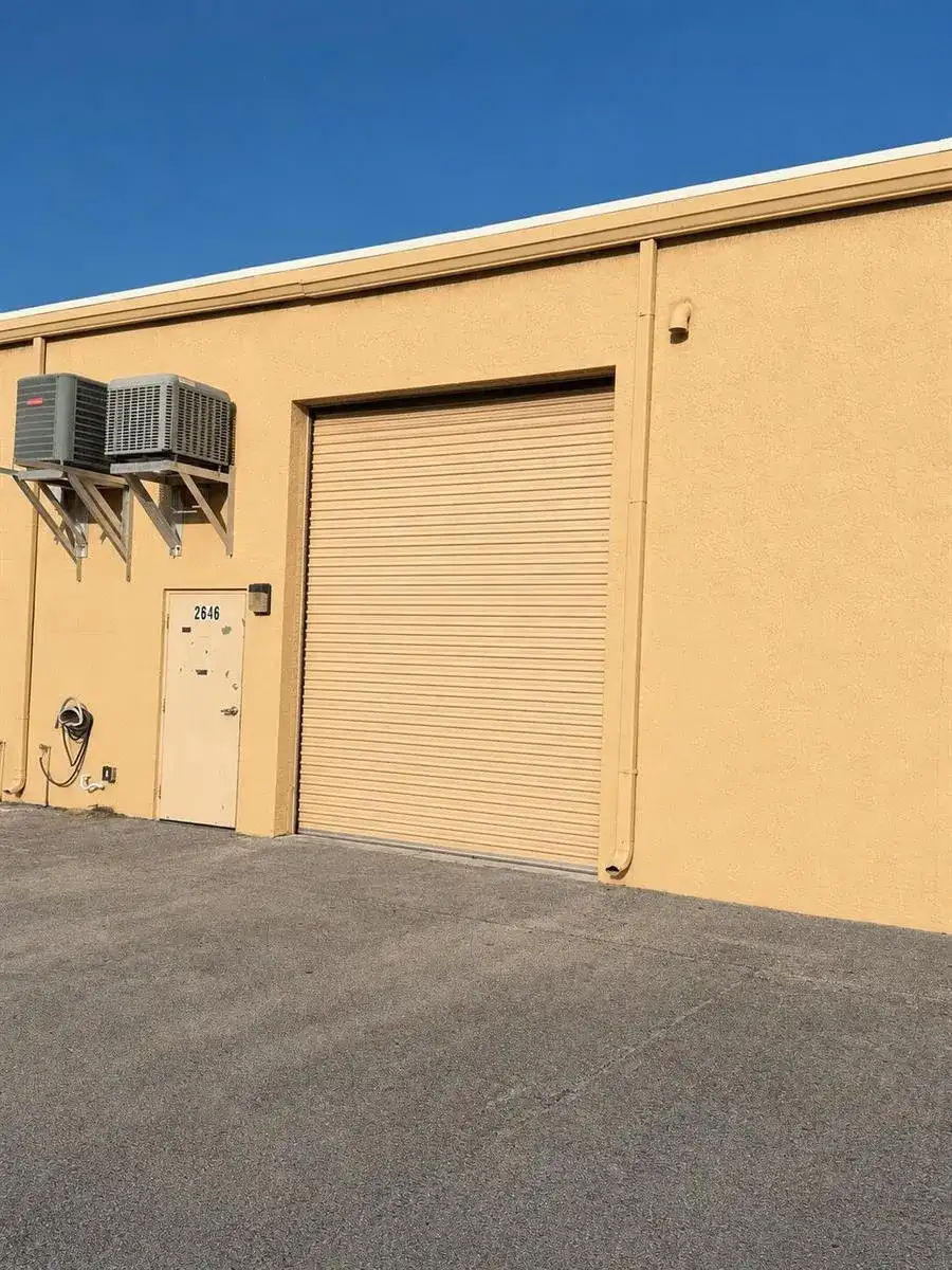 2646 SE Willoughby Boulevard, Stuart FL 34994 photo 3