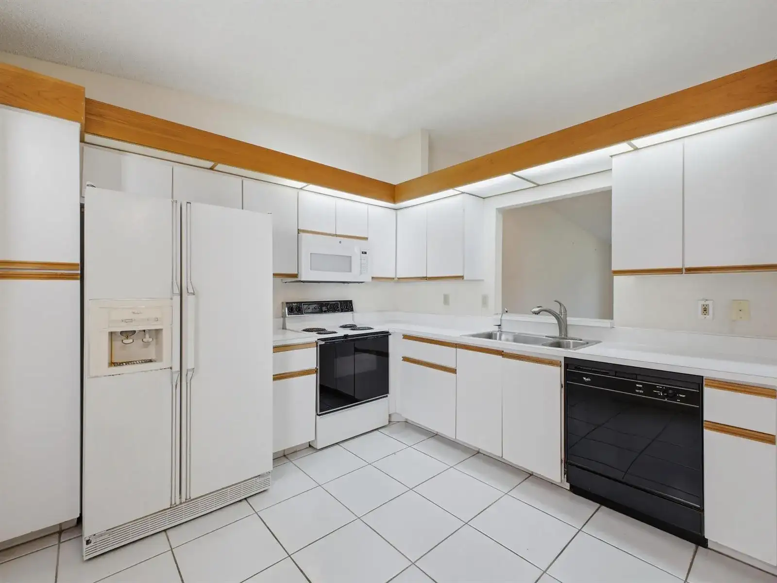 6200 Kings Gate Circle, Delray Beach FL 33484 photo 4