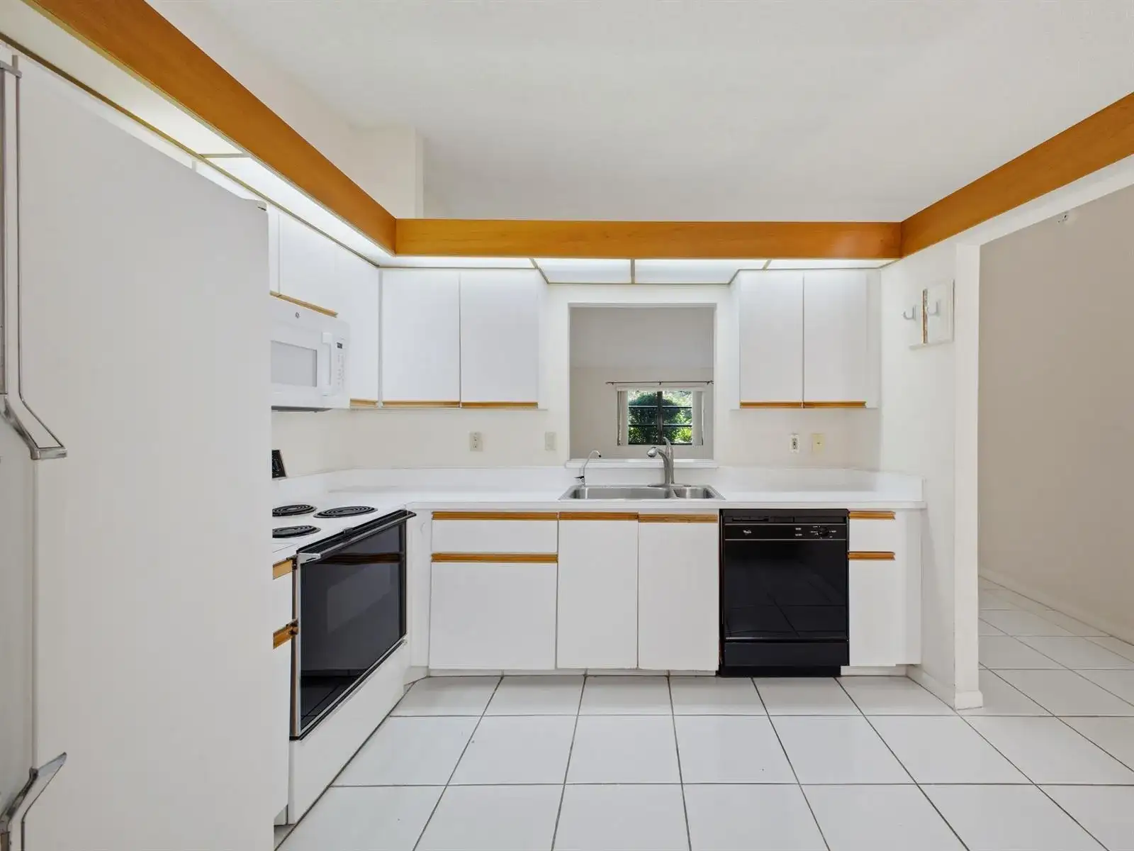 6200 Kings Gate Circle, Delray Beach FL 33484 photo 5