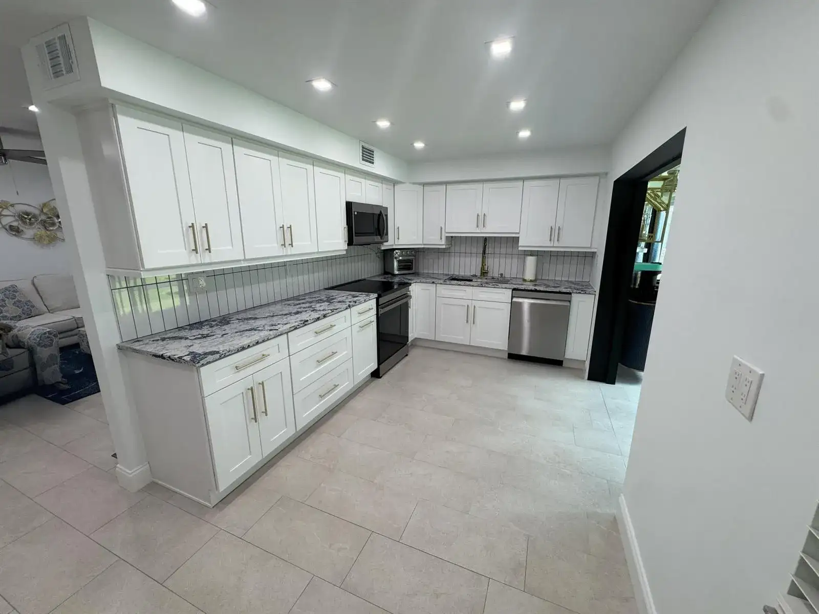 18 Piedmont A, Delray Beach FL 33484 photo 4