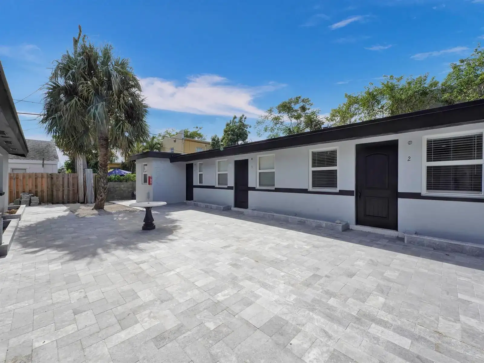 332 Walton Boulevard, West Palm Beach FL 33405 photo 2