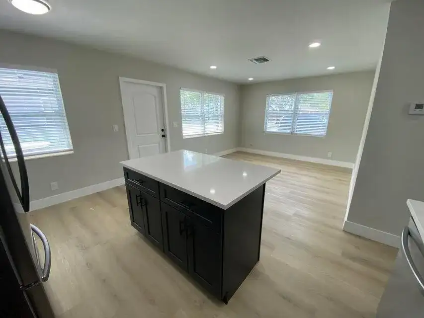 332 Walton Boulevard, West Palm Beach FL 33405 photo 4