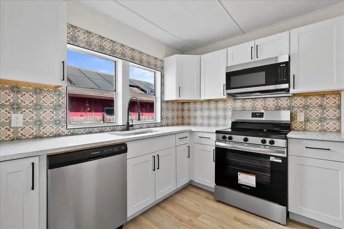 1011 22nd Street, West Palm Beach FL 33407 photo 3