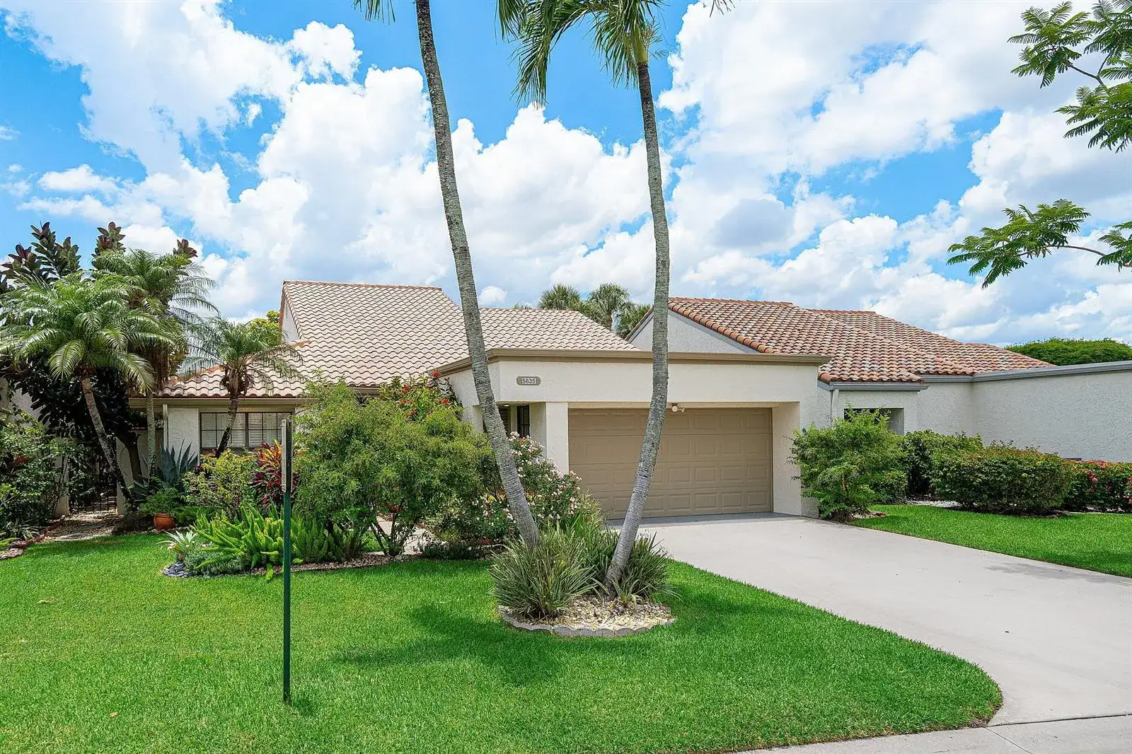 5635 Kiowa Circle, Boynton Beach FL 33437 photo 2