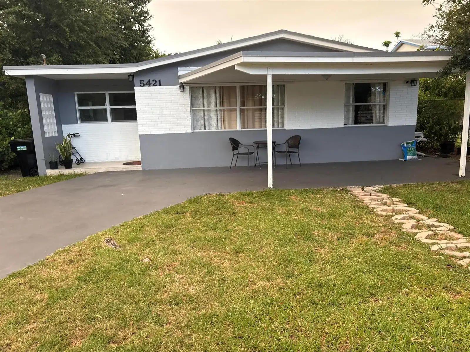 5421 SW 24th Street, West Park FL 33023 photo 5