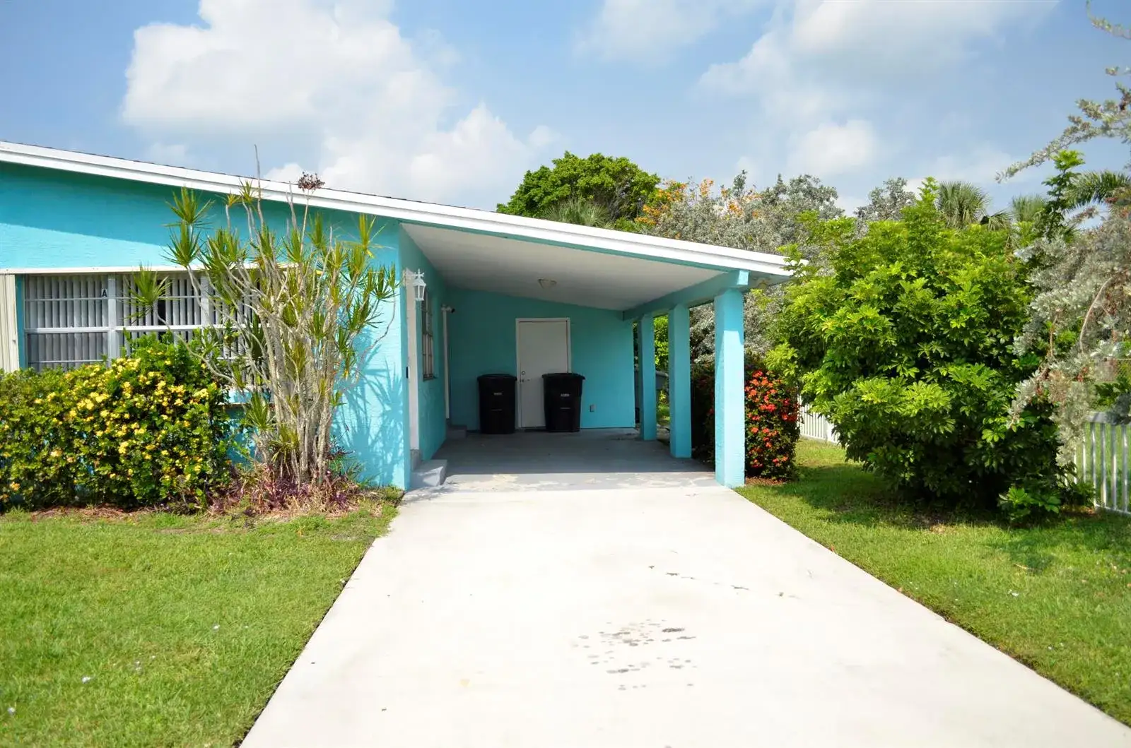 1115 Hernando Street # A, Fort Pierce FL 34949 photo 2