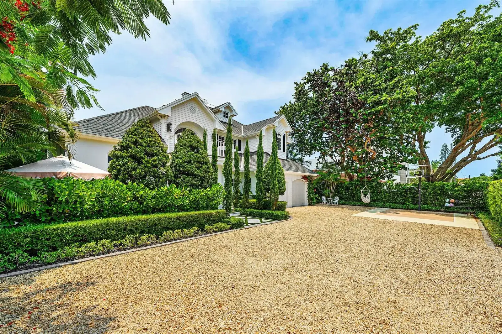 477 NE Spanish Court, Boca Raton FL 33432 photo 2