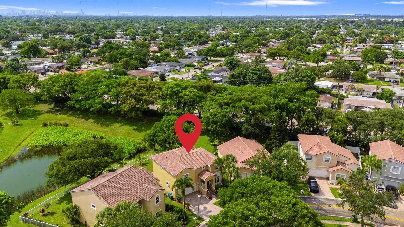 1753 NW 74th Way, Pembroke Pines FL 33024 photo 3