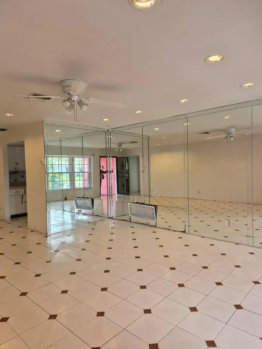 4960 NW 16th Street, Lauderhill FL 33313 photo 2