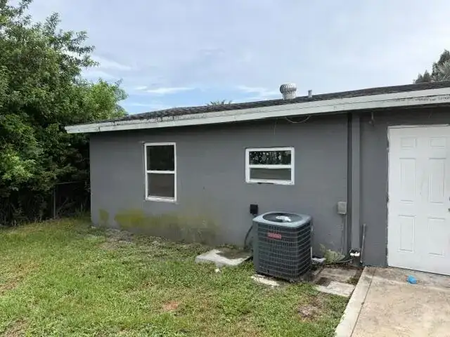 1219 Highland Road, Lake Worth FL 33462 photo 2