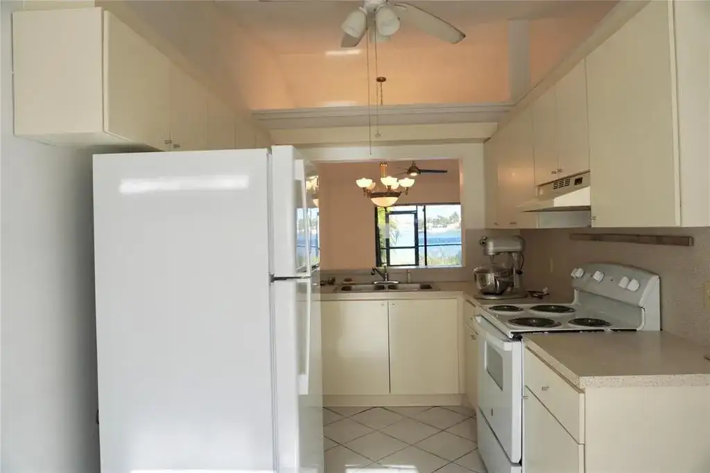 5600 N Park, Dania Beach FL 33312 photo 4