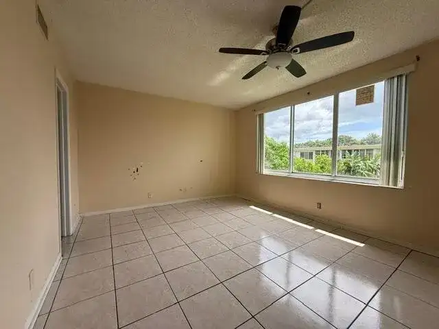 6005 Del Lago Circle # 305, Sunrise FL 33313 photo 4