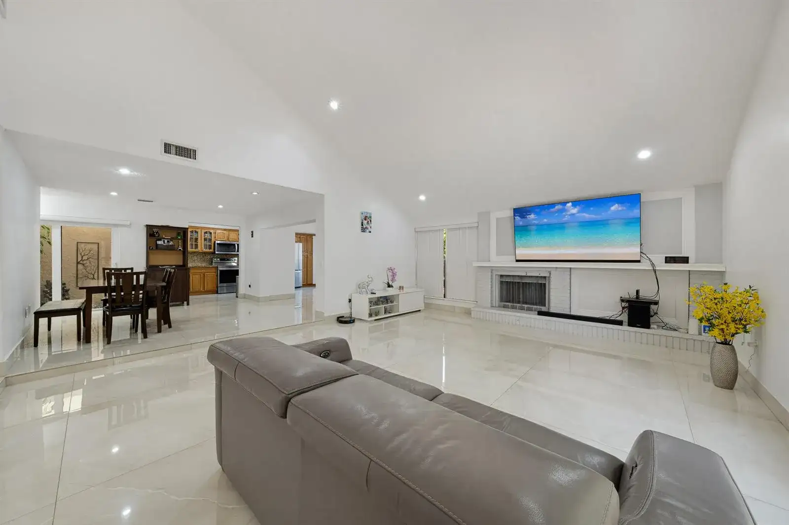 8811 SW 150th Place Circle, Miami FL 33196 photo 4