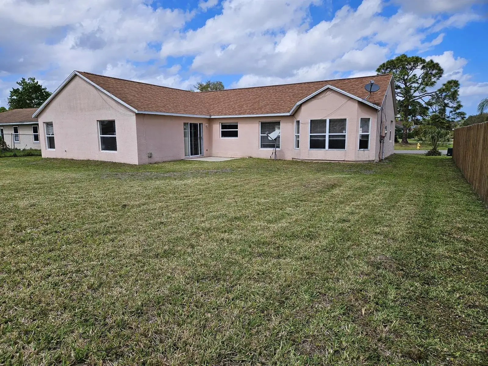 570 Ontario Street NW, Palm Bay FL 32907 photo 3