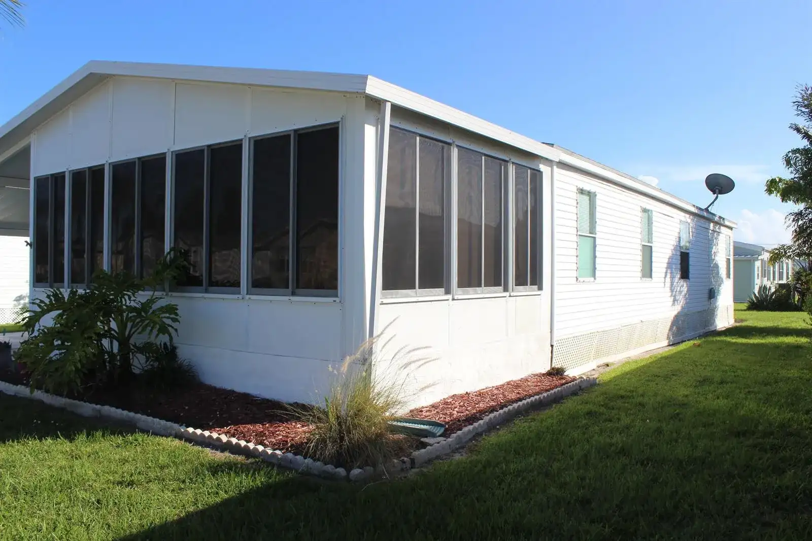 6731 Sinsonte Court, Fort Pierce FL 34951 photo 3
