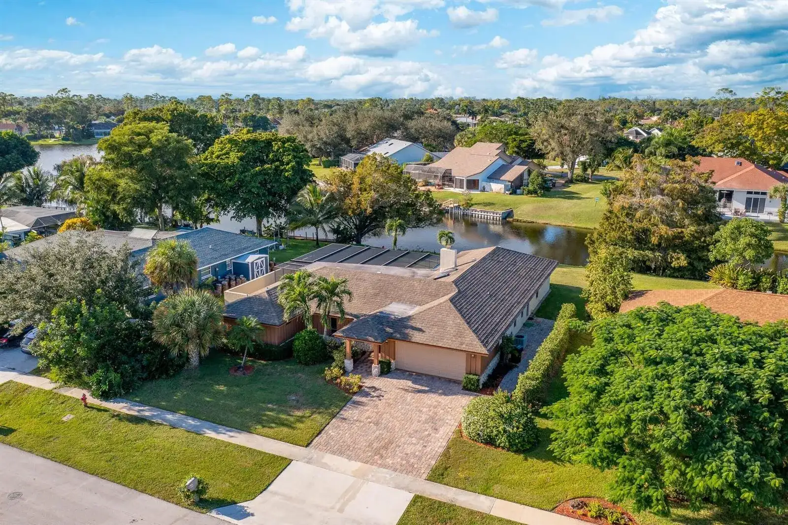12775 Guilford Circle, Wellington FL 33414 photo 2
