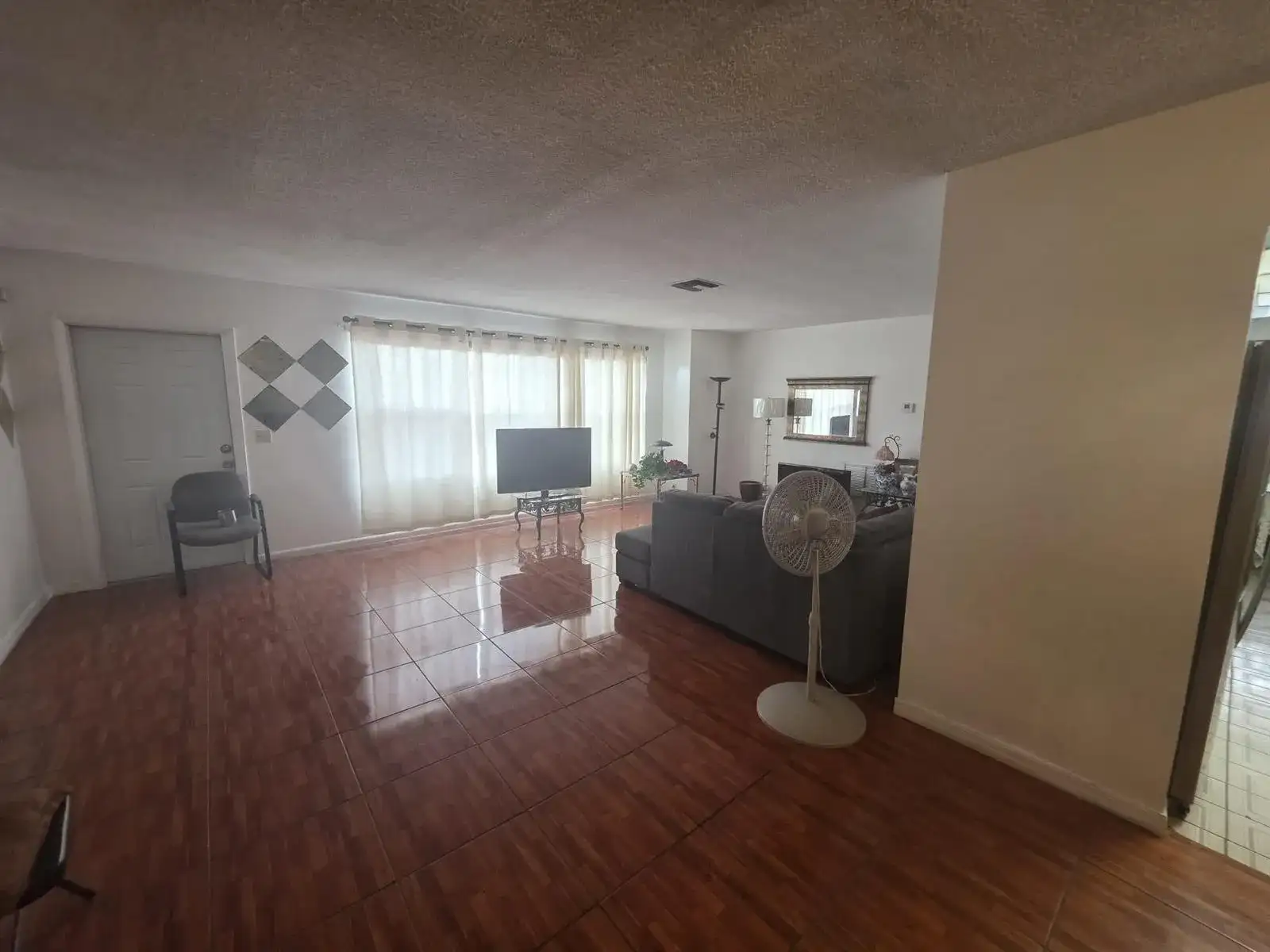 5261 NW 14th Place, Lauderhill FL 33313 photo 4