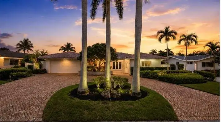 4220 NE 26th Avenue, Lighthouse Point FL 33064 photo 2