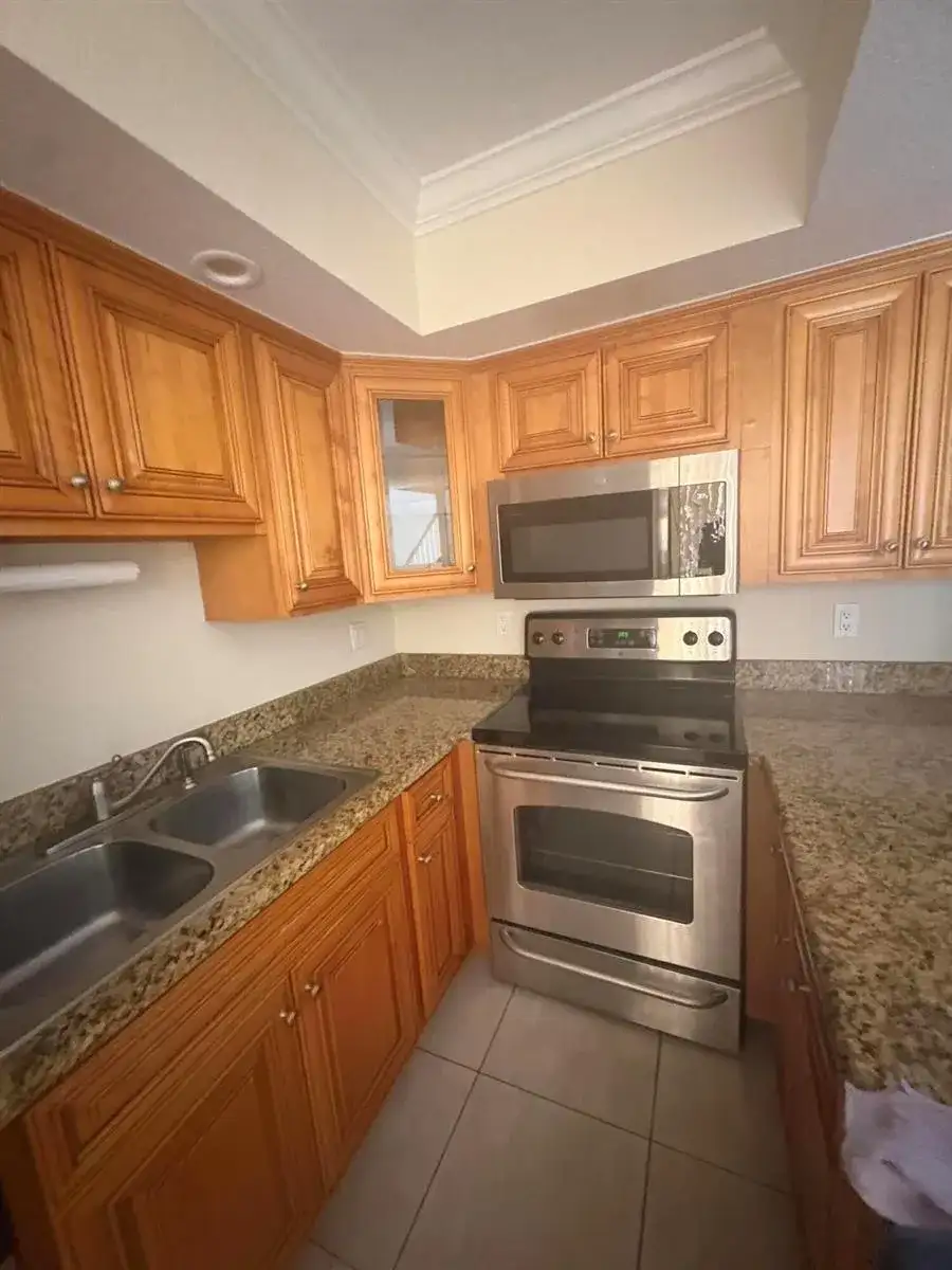 234 Lake Arbor Drive, FL photo 4