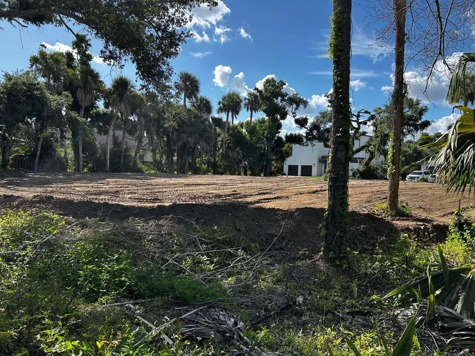 525 Acacia Road, Vero Beach FL 32963 photo 2