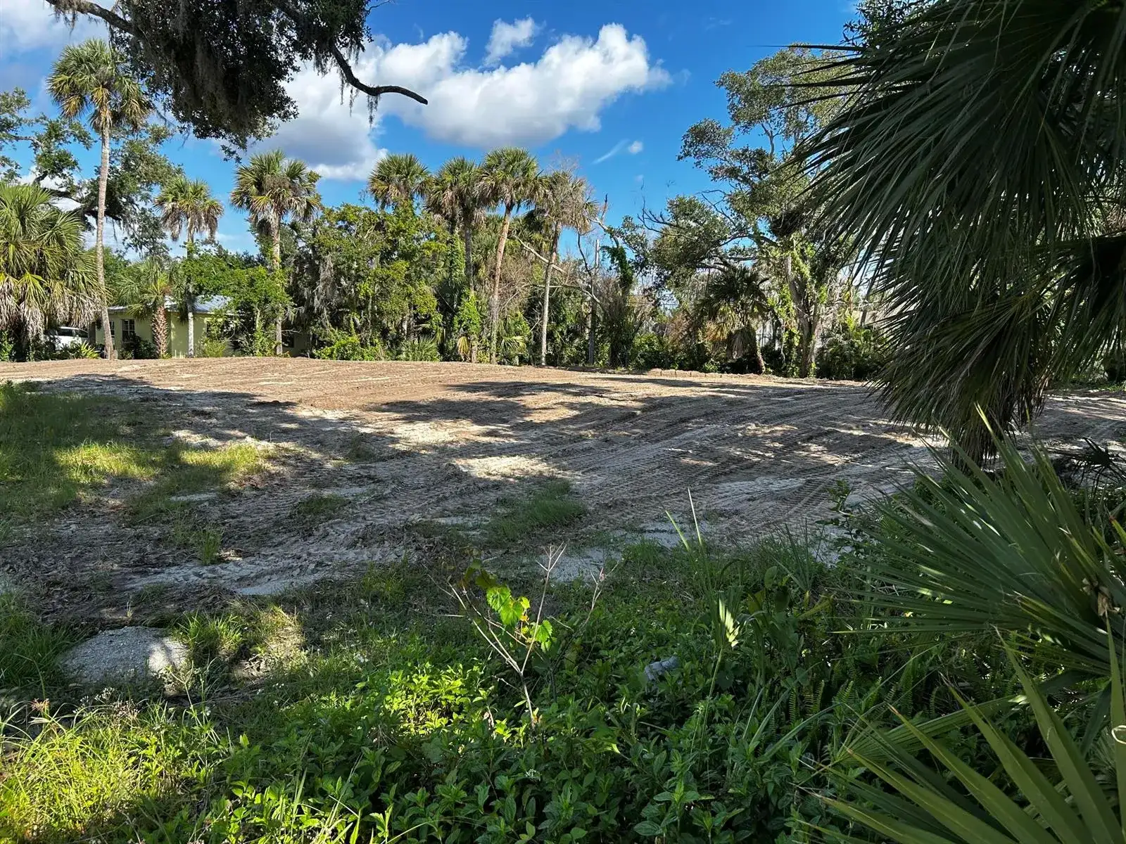 525 Acacia Road, Vero Beach FL 32963 photo 3