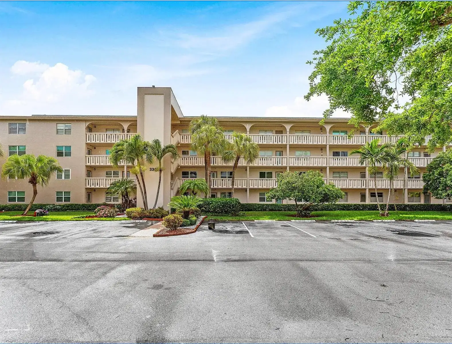 3301 Aruba Way # D3, Coconut Creek FL 33066 photo 2