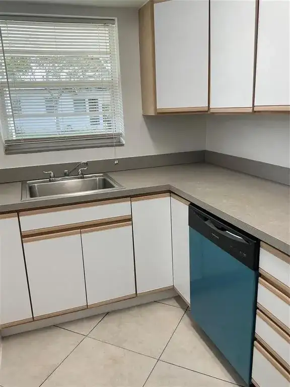 1647 NE 12th Street, Fort Lauderdale FL 33304 photo 3