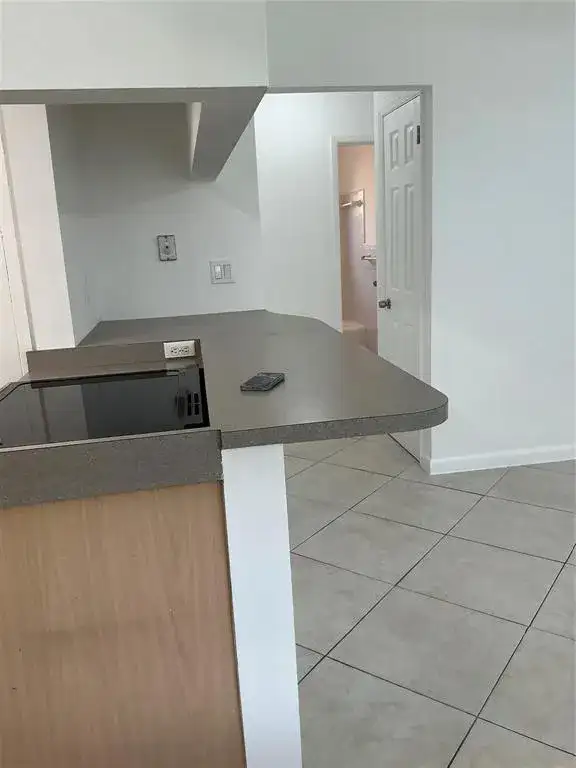 1647 NE 12th Street, Fort Lauderdale FL 33304 photo 4