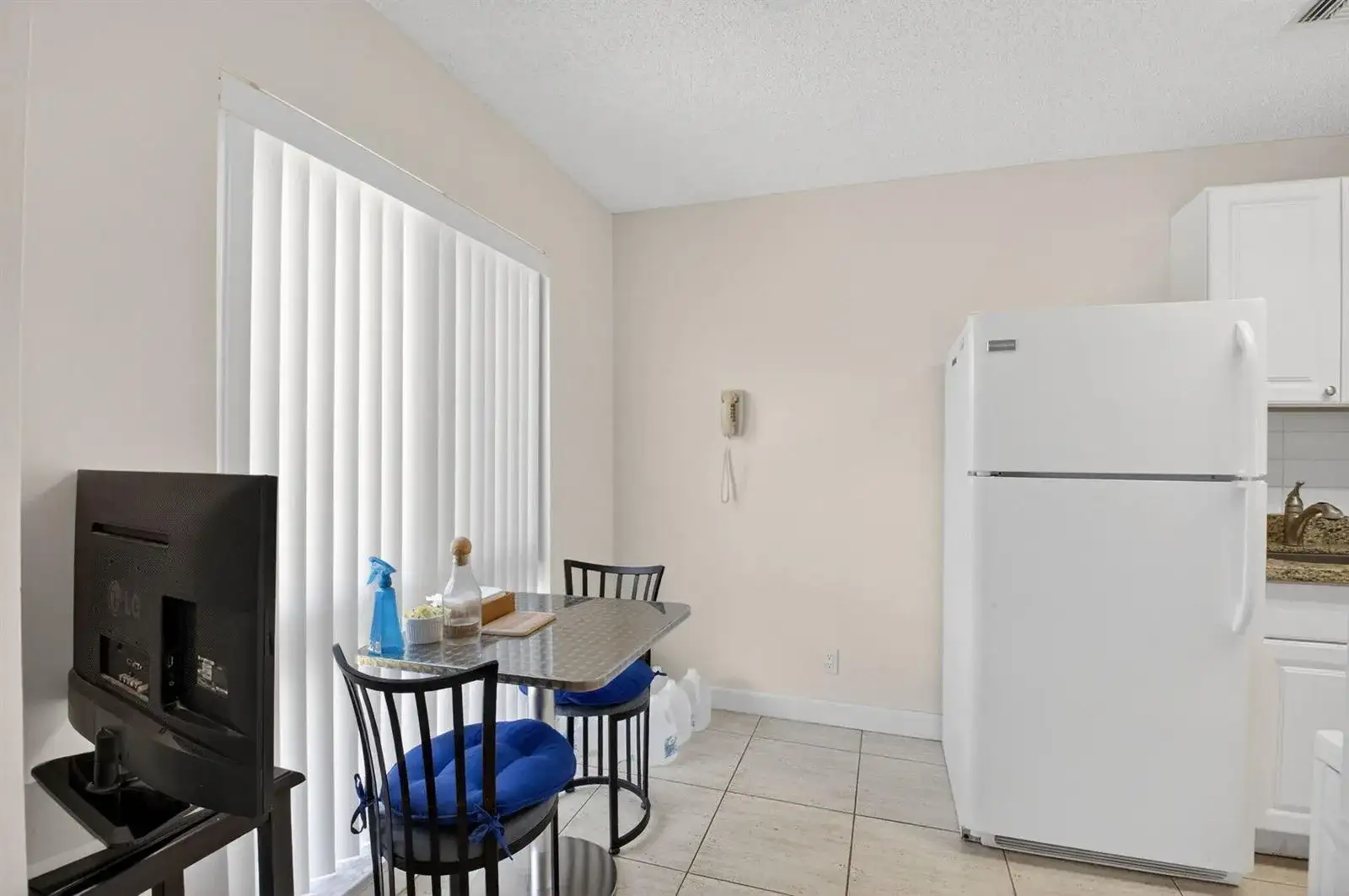 13984 Vía Flora # B, Delray Beach FL 33484 photo 5