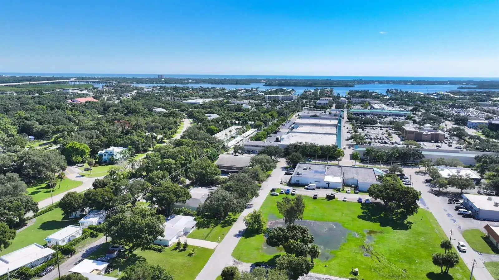 768 22nd Place # B, Vero Beach FL 32960 photo 2